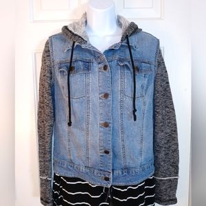 Vintage Y2K Mossimo Jean Jacket with Hood Large